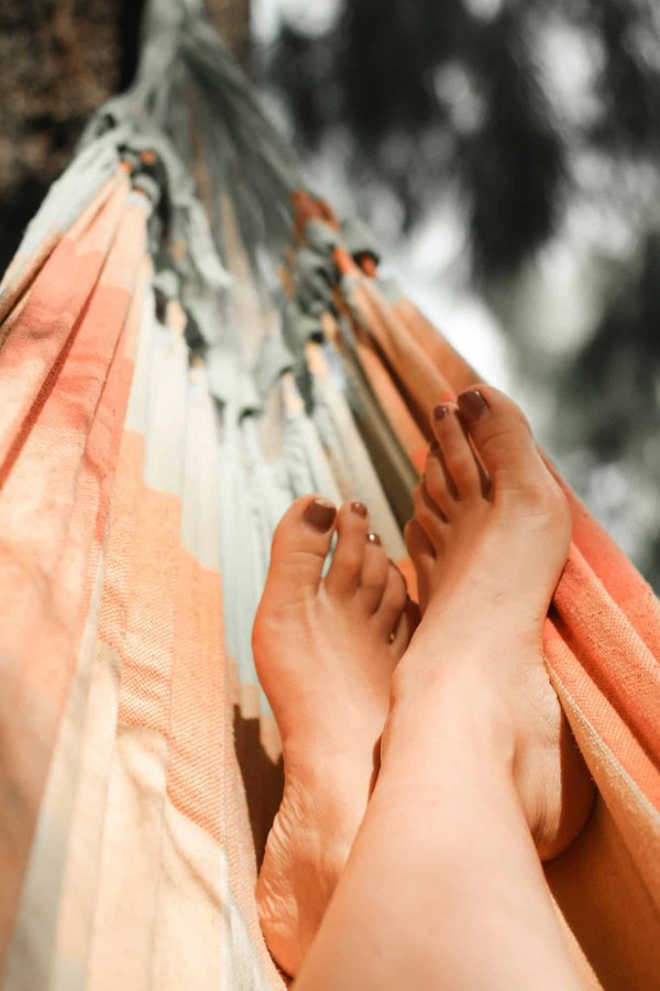 Pourquoi choisir un hamac sur pied pour se détendre ?